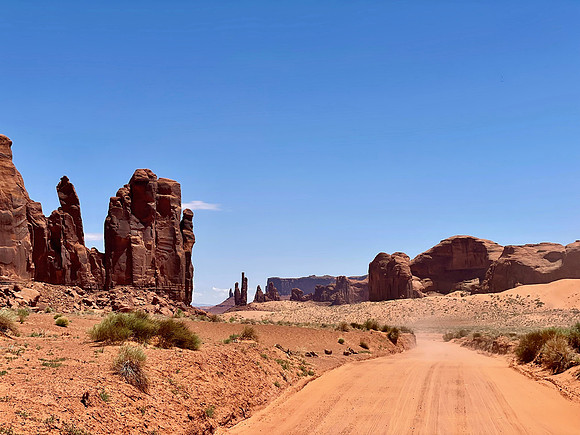 Monument Outback